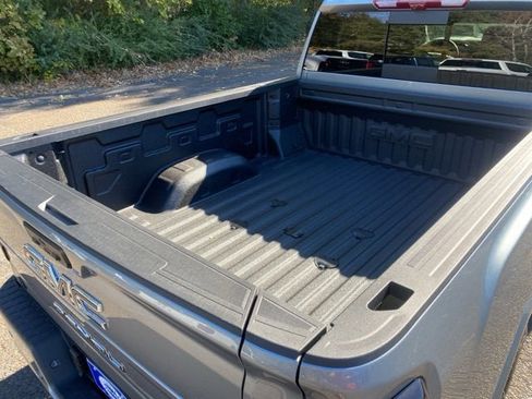 New 2026 GMC Sierra 2500 Denali Ultimate image 33