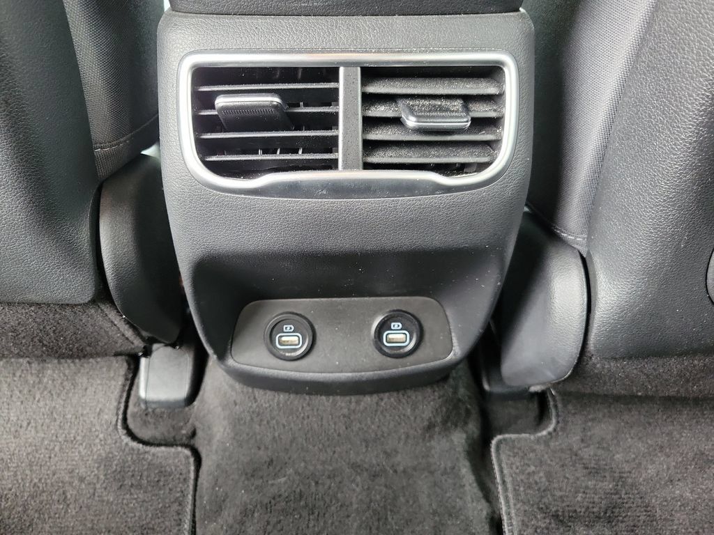 Certified 2023 Hyundai Santa Fe SEL FWD image 17
