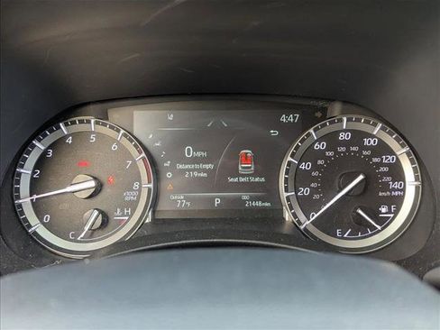 Used 2022 Toyota Highlander XLE image 9