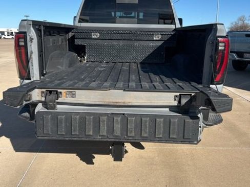 Used 2024 GMC Sierra 2500 AT4 w/ Technology Package image 6