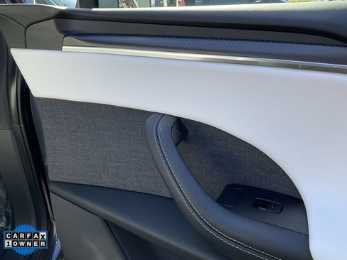 Used 2023 Tesla Model X Plaid image 54