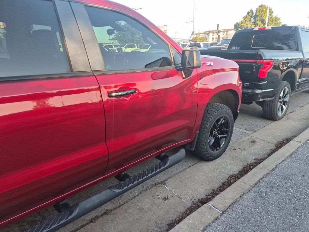 Used 2021 Chevrolet Silverado 1500 LT Trail Boss w/ Bed Protection Package AWD/4WD image 21
