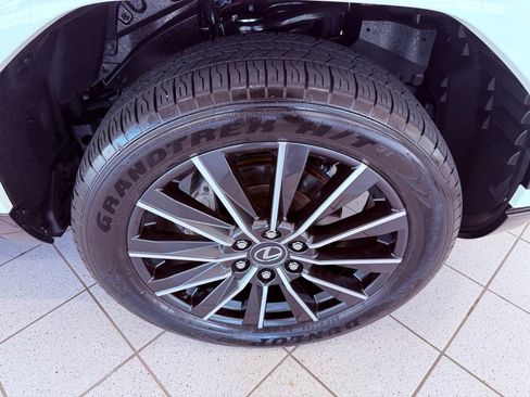 Certified 2025 Lexus GX 550 w/ Accessory Package (2T) image 24