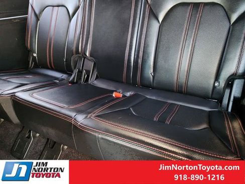 Used 2021 Ford Expedition Limited image 32
