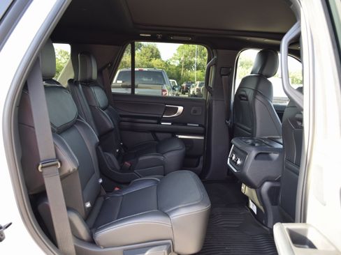 New 2025 Ford Expedition Platinum w/ Stealth Performance Package image 24