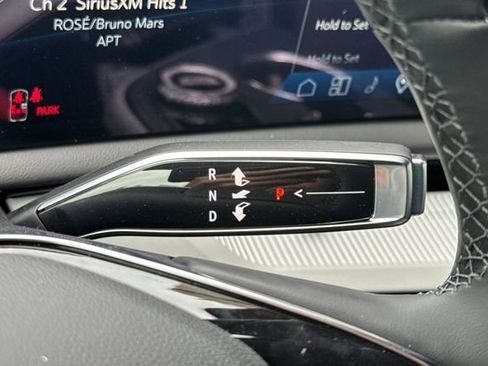 New 2026 Cadillac Optiq Luxury 1 image 22