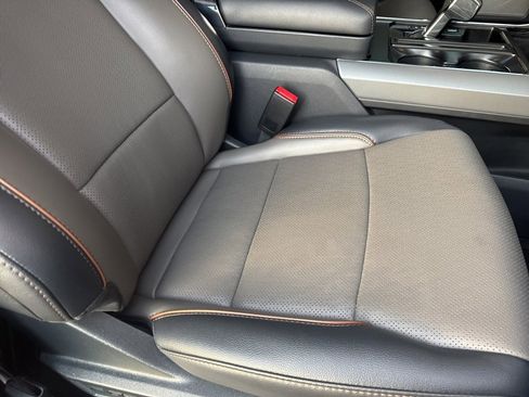 Used 2025 Ford F150 Lariat w/ Equipment Group 501A Mid image 16