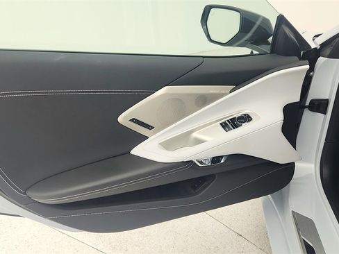 Certified 2024 Chevrolet Corvette Stingray Preferred Cpe w/ 2LT image 26