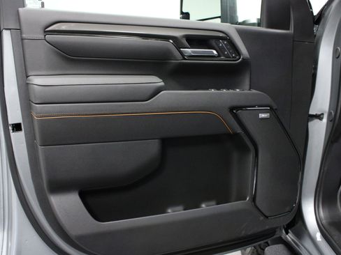 New 2026 GMC Sierra 2500 AT4 w/ AT4 Premium Plus Package AWD/4WD image 11