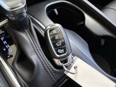 Used 2020 Hyundai Santa Fe Limited AWD/4WD image 31