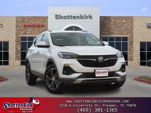 Used 2020 Buick Encore GX Essence FWD image 1
