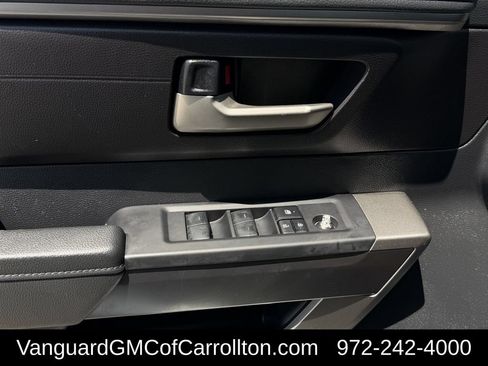 Used 2022 Toyota Tundra SR5 AWD/4WD image 26
