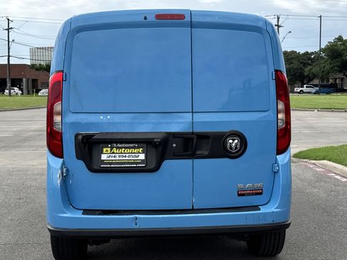 Used 2018 RAM ProMaster City Tradesman SLT FWD image 4