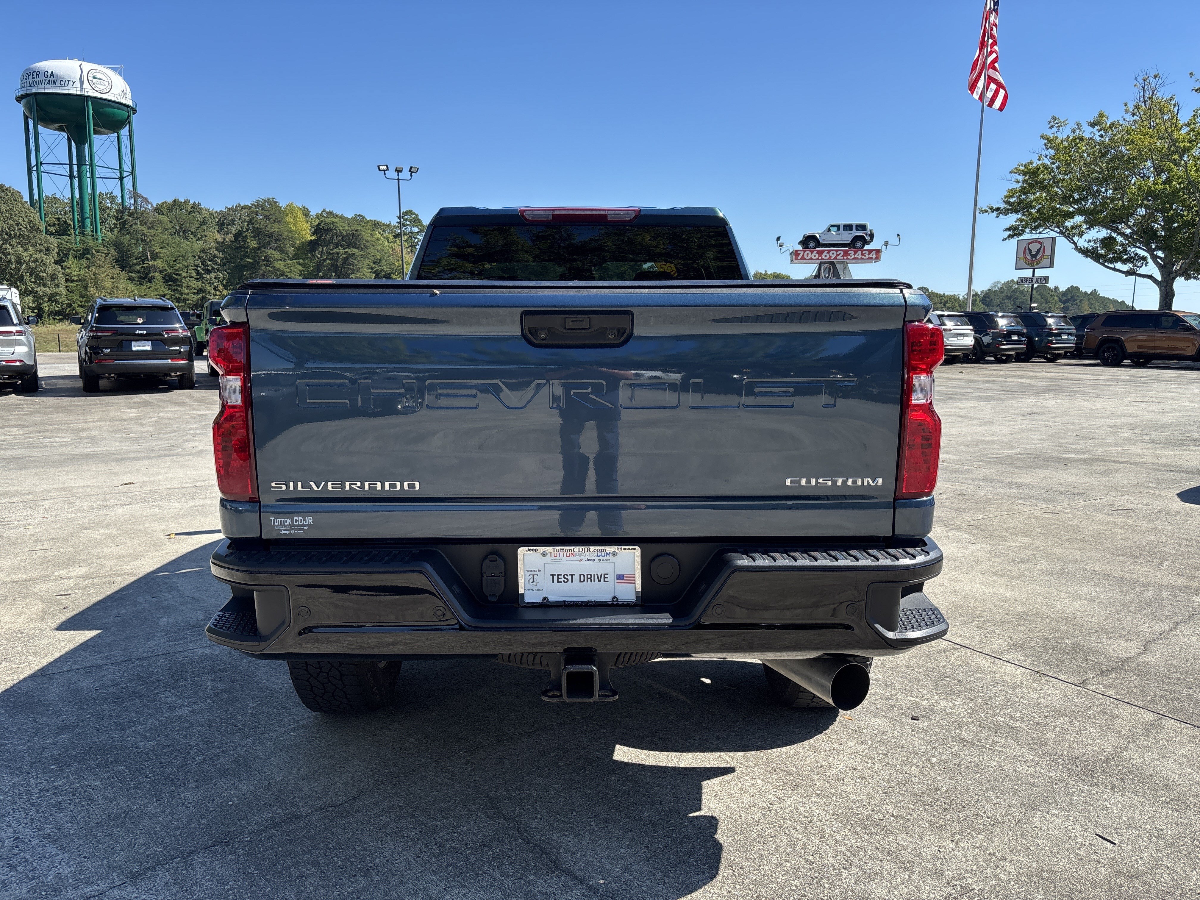 Used 2025 Chevrolet Silverado 2500 Custom w/ Custom Value Package AWD/4WD image 6