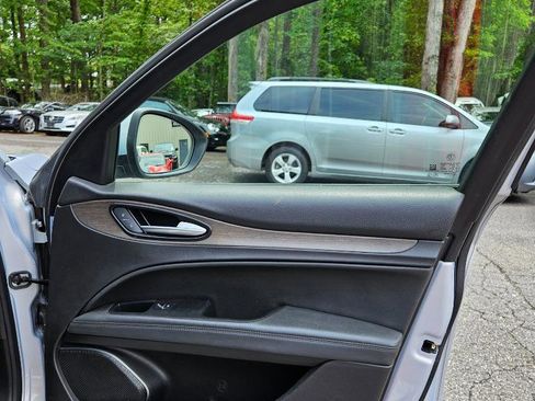 Used 2022 Alfa Romeo Stelvio Ti w/ Active Assist Plus Package image 54