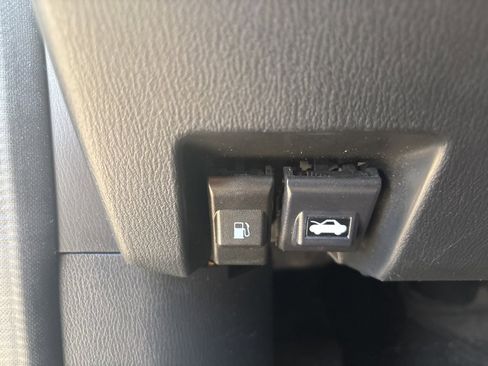 Used 2018 MAZDA CX-5 Touring image 45