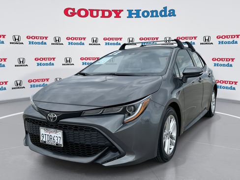 Used 2022 Toyota Corolla SE w/ Carpet Mat Package (TMS) FWD image 1