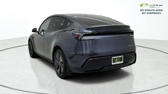 Used 2026 Tesla Model Y AWD image 6