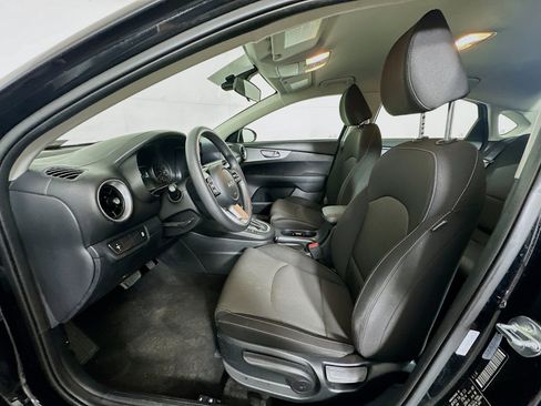 Used 2024 Kia Forte LXS image 13