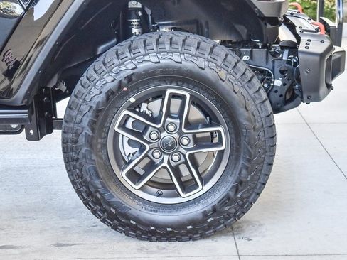 New 2026 Jeep Gladiator Mojave image 10