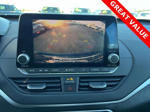 Used 2022 Nissan Altima 2.5 SV image 8