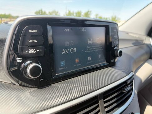 Used 2020 Hyundai Tucson SE FWD image 16