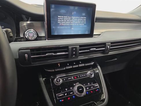 Certified 2022 Lincoln Corsair Reserve w/ Elements Package image 16
