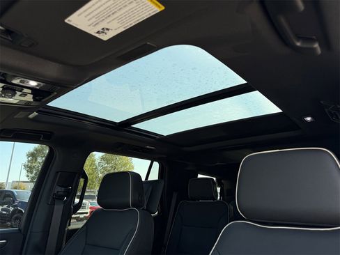 New 2026 Chevrolet Tahoe Premier image 23