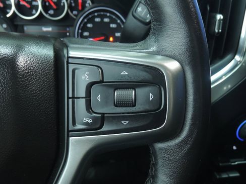Used 2021 Chevrolet Silverado 1500 RST image 16