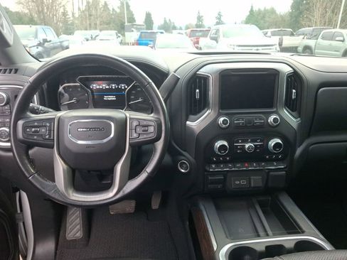 Used 2020 GMC Sierra 3500 Denali w/ Denali Ultimate Package image 13