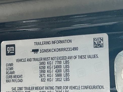 Used 2024 Chevrolet Suburban LT AWD/4WD image 52