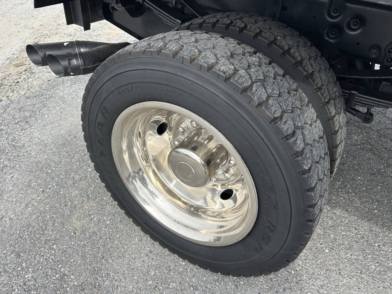 Used 2012 Ford F550 4x4 SuperCab Super Duty w/ XL Value Pkg image 12