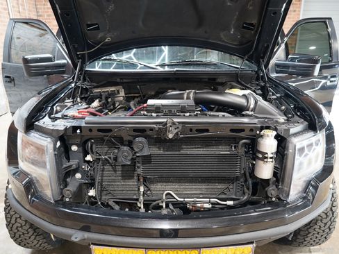 Used 2013 Ford F150 Raptor w/ Luxury Equipment Group image 80