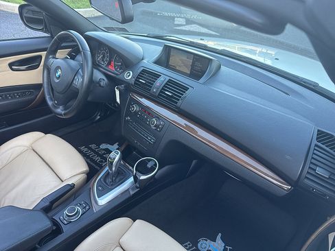 Used 2012 BMW 135i Convertible RWD image 28