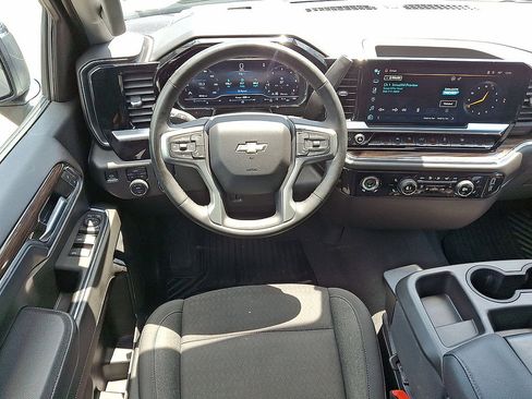 Certified 2023 Chevrolet Silverado 1500 LT AWD/4WD image 21