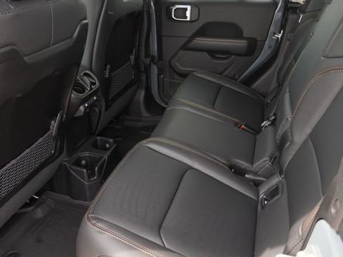 New 2026 Jeep Gladiator Sport image 12