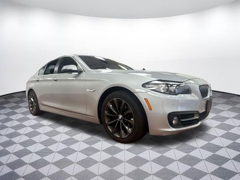 Used 2015 BMW 528i xDrive Sedan image 6