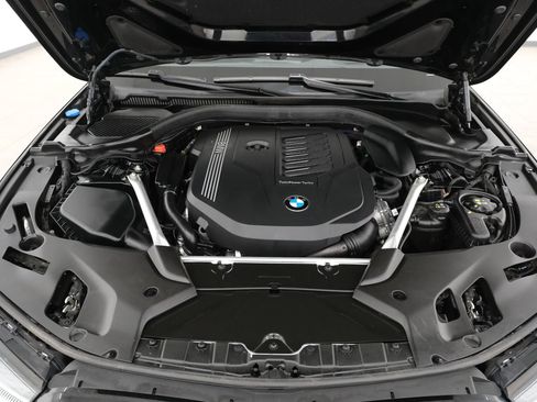 Used 2023 BMW 540i xDrive w/ M Sport Package AWD/4WD image 43