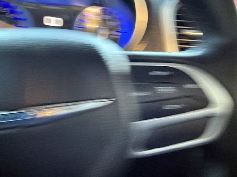 Used 2018 Chrysler 300 Touring w/ Sport Appearance Package image 16