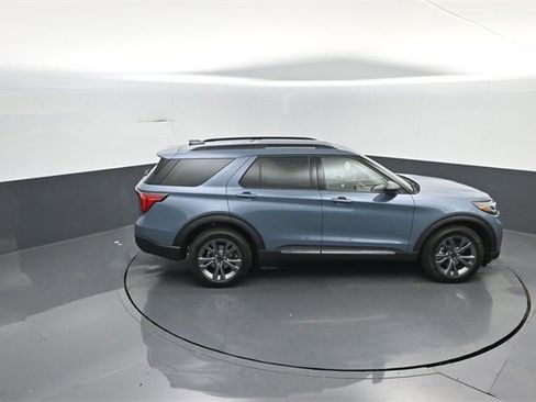 New 2025 Ford Explorer Active w/ Active Comfort Package image 25