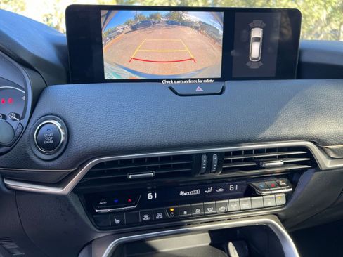 Used 2025 MAZDA CX-70 3.3 Turbo w/ Preferred Package image 27