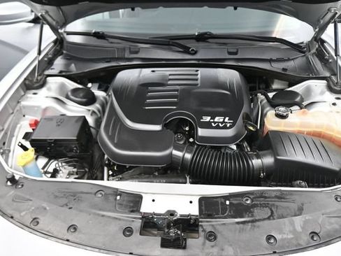 Used 2020 Dodge Charger SXT w/ Leather Interior Group RWD image 12