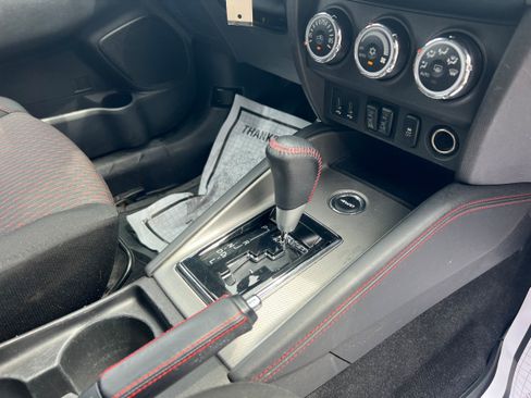 Used 2019 Mitsubishi Outlander Sport ES AWD/4WD image 17