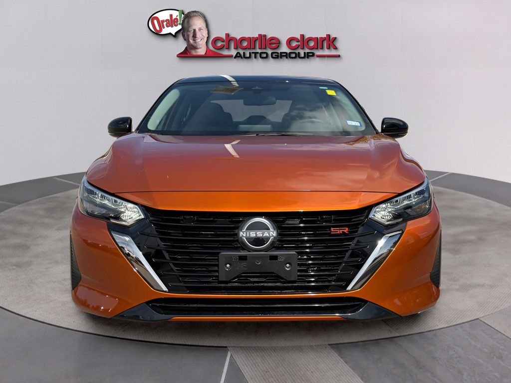 Used 2025 Nissan Sentra SR FWD image 8