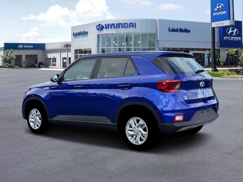 New 2026 Hyundai Venue SE image 4