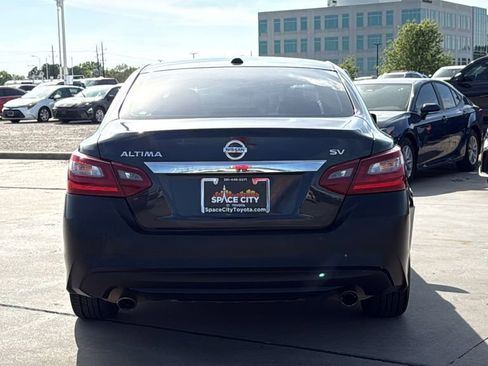 Used 2018 Nissan Altima 2.5 SV image 4