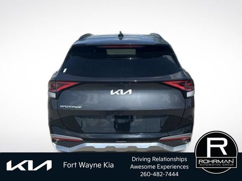 Certified 2023 Kia Sportage SX FWD image 4