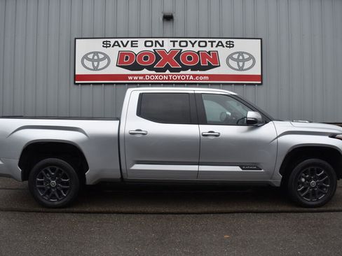 Used 2024 Toyota Tundra Platinum image 8