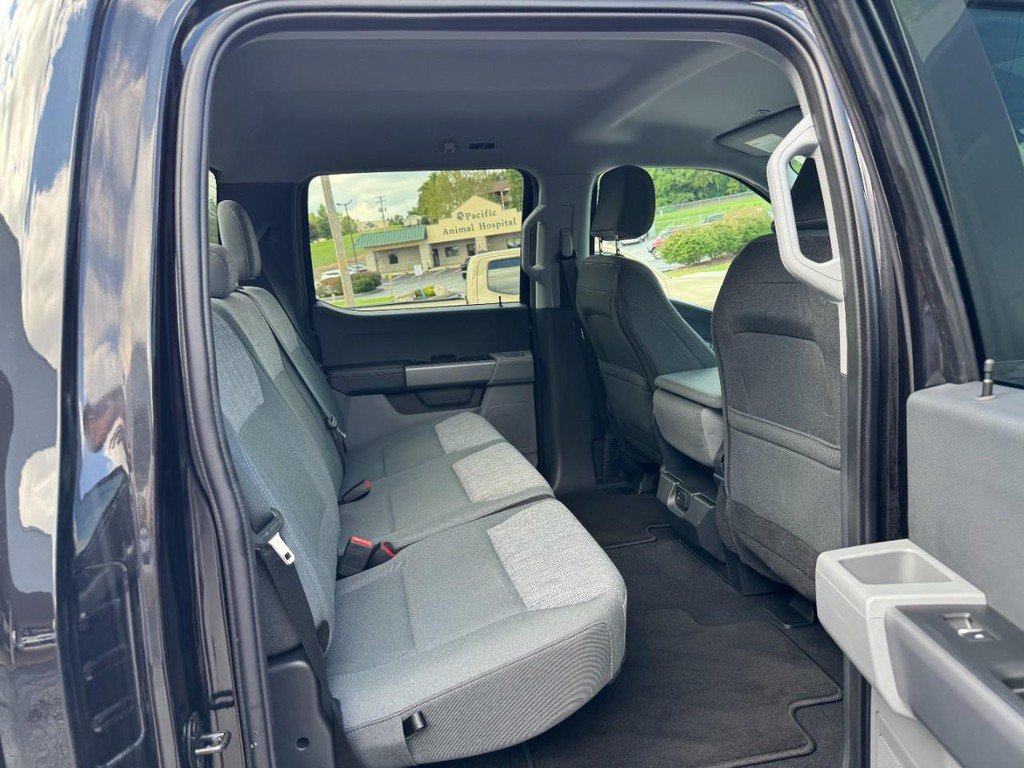 Used 2023 Ford F150 XLT AWD/4WD image 10