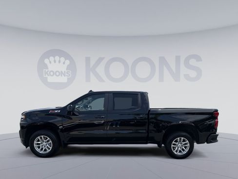 Used 2021 Chevrolet Silverado 1500 RST AWD/4WD image 2